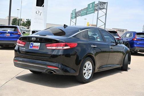 2018 Kia Optima LX