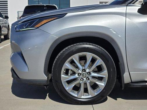 2016 Toyota Highlander 