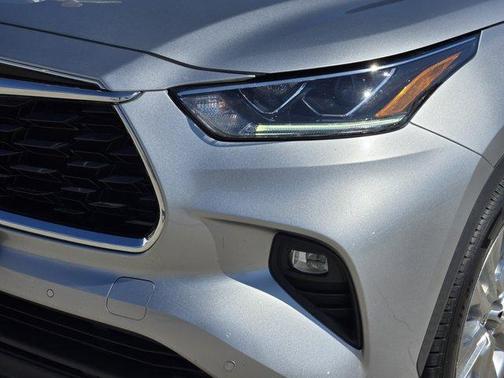 2016 Toyota Highlander 