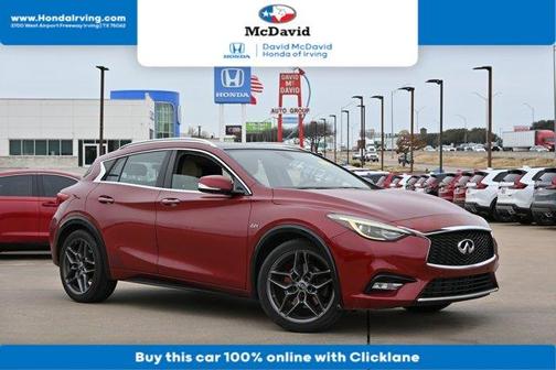 2017 INFINITI QX30 Premium