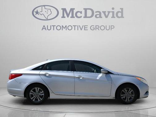 Radiant Silver Metallic 2012 Hyundai SONATA GLS