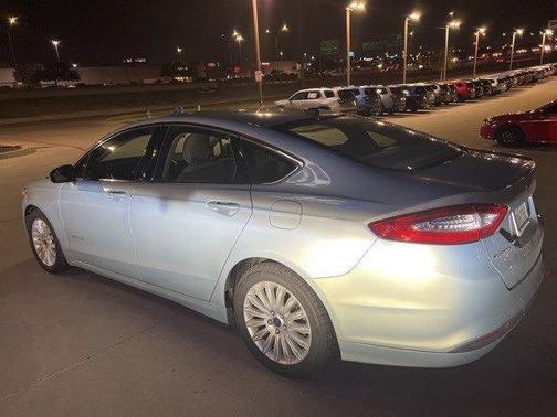 2014 Ford Fusion Hybrid SE