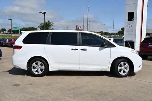 2015 Toyota Sienna L