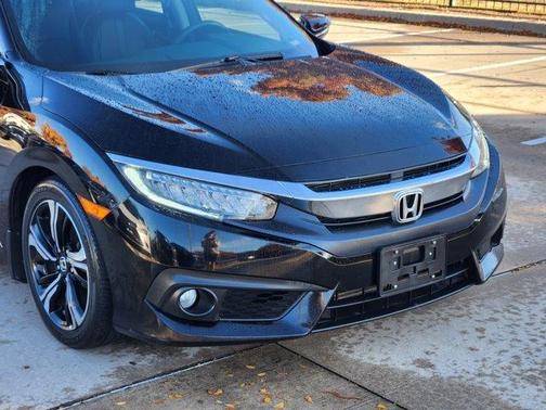2017 Honda Civic Touring