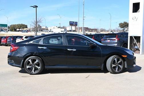 2017 Honda Civic Touring