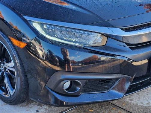 2017 Honda Civic Touring