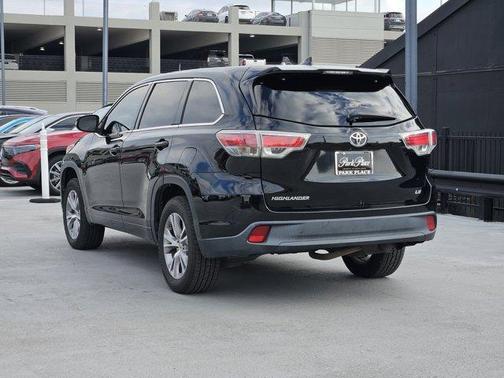 2014 Toyota Highlander LE Plus