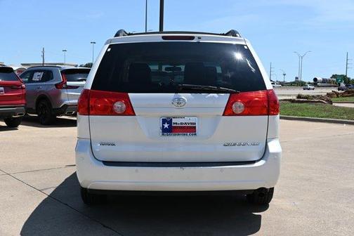 2010 Toyota Sienna XLE