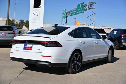 2025 Honda Accord Hybrid Sport