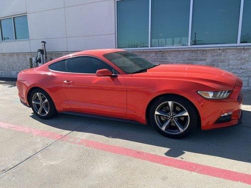 2016 Ford Mustang V6