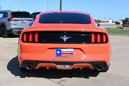 2016 Ford Mustang V6