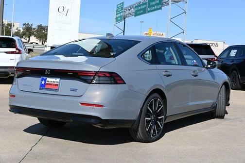 2025 Honda Accord Hybrid Touring