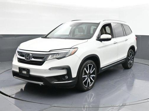 2022 Honda Pilot Touring 7-Passenger