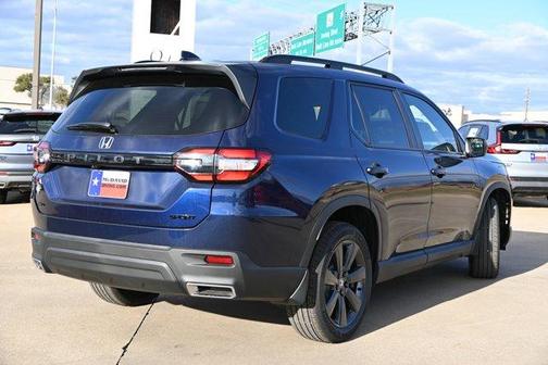2025 Honda Pilot Sport