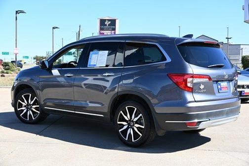 2022 Honda Pilot Touring 7-Passenger