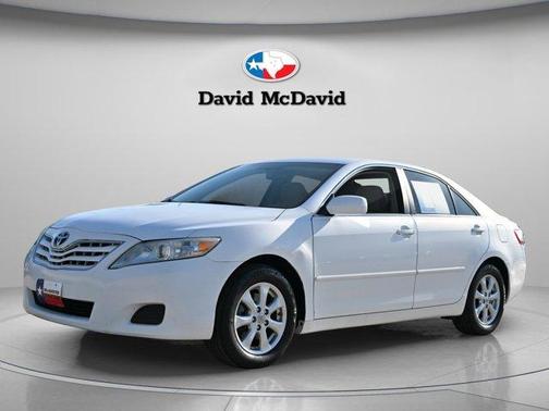 Super White 2011 Toyota Camry LE