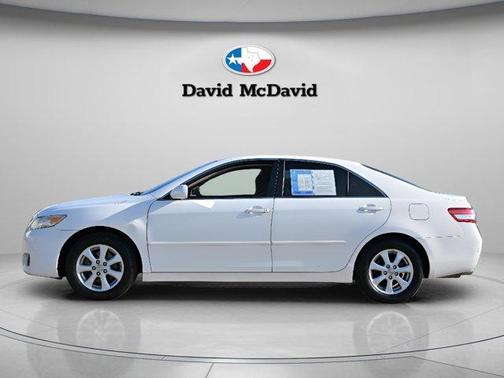 Super White 2011 Toyota Camry LE
