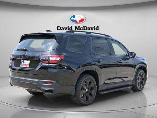 Crystal Black Pearl 2026 Honda Pilot Black Edition