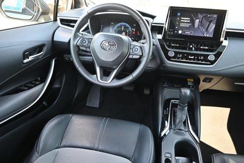 2025 Toyota Corolla Hatchback XSE