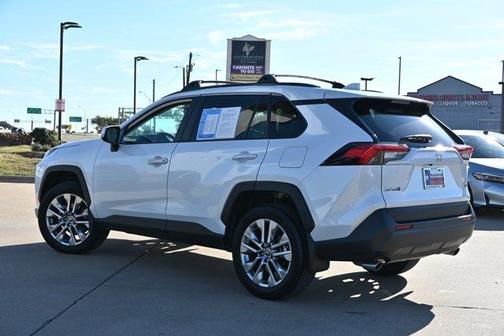 2024 Toyota RAV4 XLE Premium