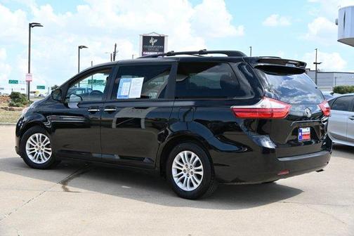 2015 Toyota Sienna XLE