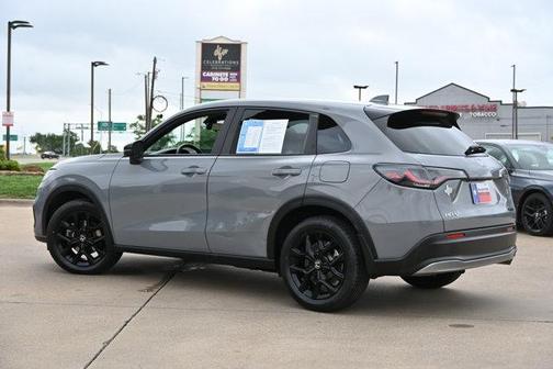 Urban Gray Pearl 2024 Honda HR-V Sport