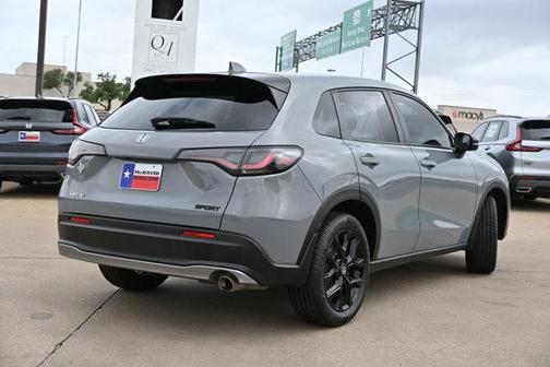 Urban Gray Pearl 2024 Honda HR-V Sport