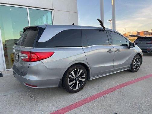 2018 Honda Odyssey Elite