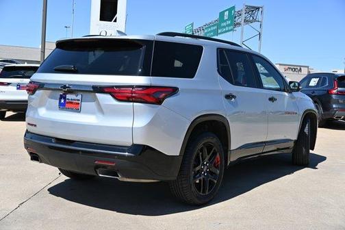 2022 Chevrolet Traverse Premier