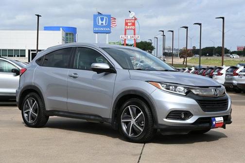 Lunar Silver Metallic 2022 Honda HR-V EX