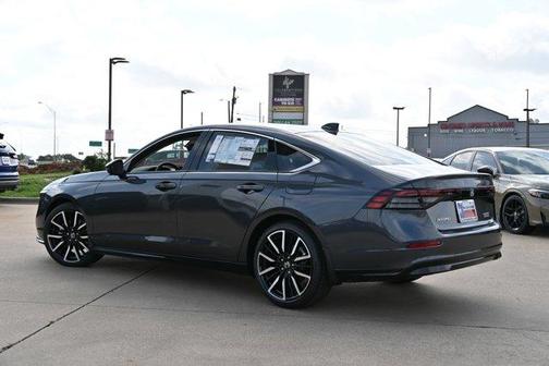 2025 Honda Accord Hybrid Touring
