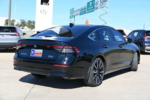 2025 Honda Accord Hybrid Touring