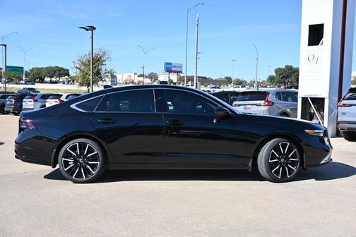 2025 Honda Accord Hybrid Touring