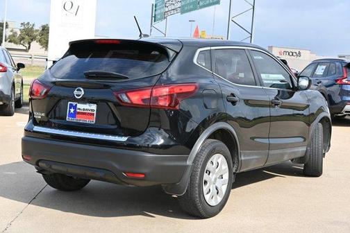 2017 Nissan Rogue Sport S