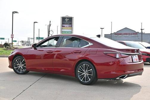 2023 Lexus ES 350 Base