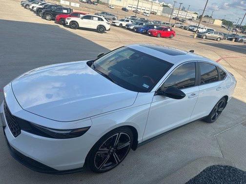 2025 Honda Accord Hybrid Sport