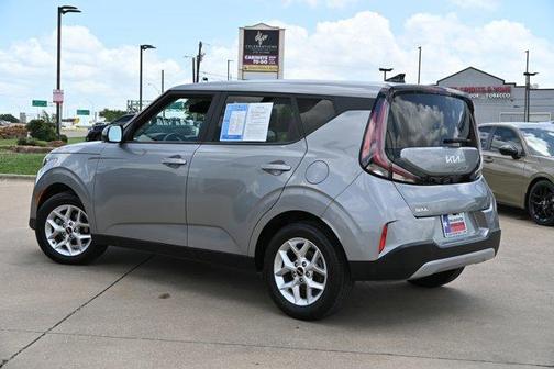 2023 Kia Soul LX