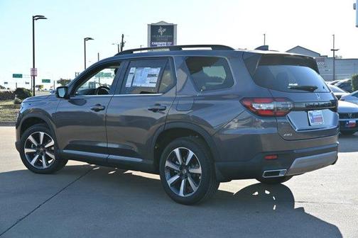 2025 Honda Pilot Touring