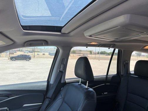 2022 Honda Pilot Elite