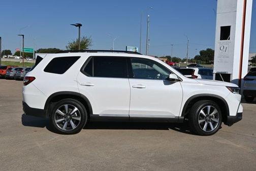 2025 Honda Pilot Elite