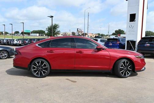 2025 Honda Accord Hybrid Touring