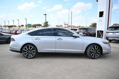 2025 Honda Accord Hybrid Touring