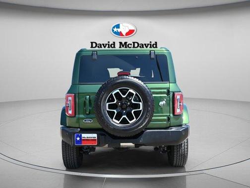 Eruption Green Metallic 2025 Ford Bronco Outer Banks