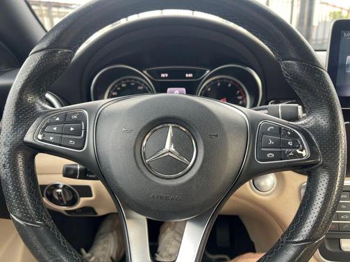 2018 Mercedes-Benz CLA 250 Base