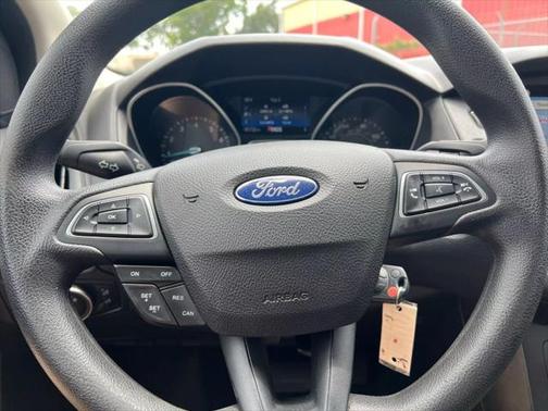2017 Ford Focus SEL