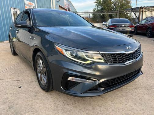 2020 Kia Optima LX