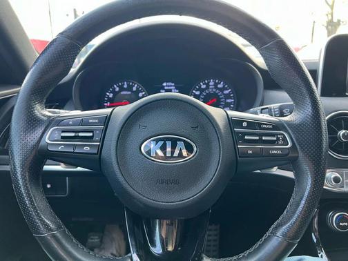 2020 Kia Stinger GT-Line