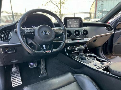 2020 Kia Stinger GT-Line