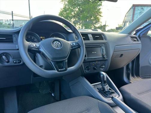 2015 Volkswagen Jetta Auto S w/Technology