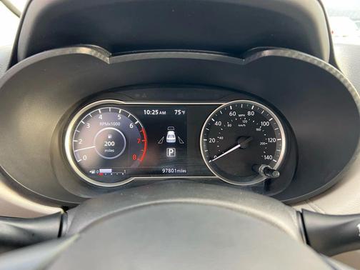 2021 Nissan Versa 1.6 SV